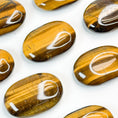 Load image into Gallery viewer, Tiger Eye Palmstone
