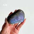 Load image into Gallery viewer, Labradorite Freeform