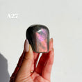 Load image into Gallery viewer, Labradorite Freeform