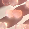 Cargar la imagen en la vista de la galería, Doble corazón de cuarzo rosa
