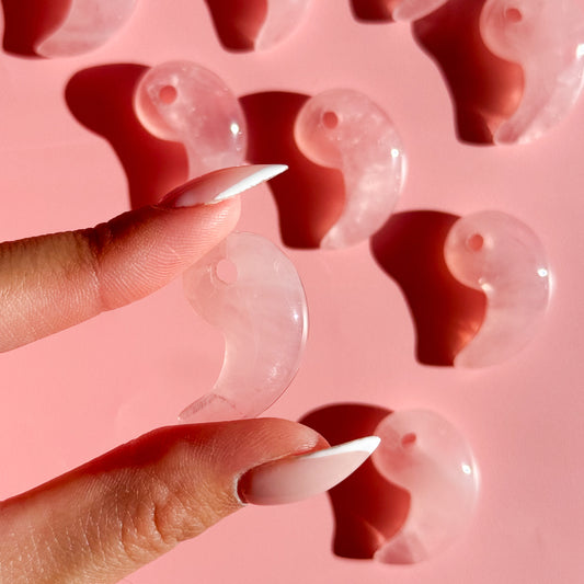 Rose Quartz Comma Bead