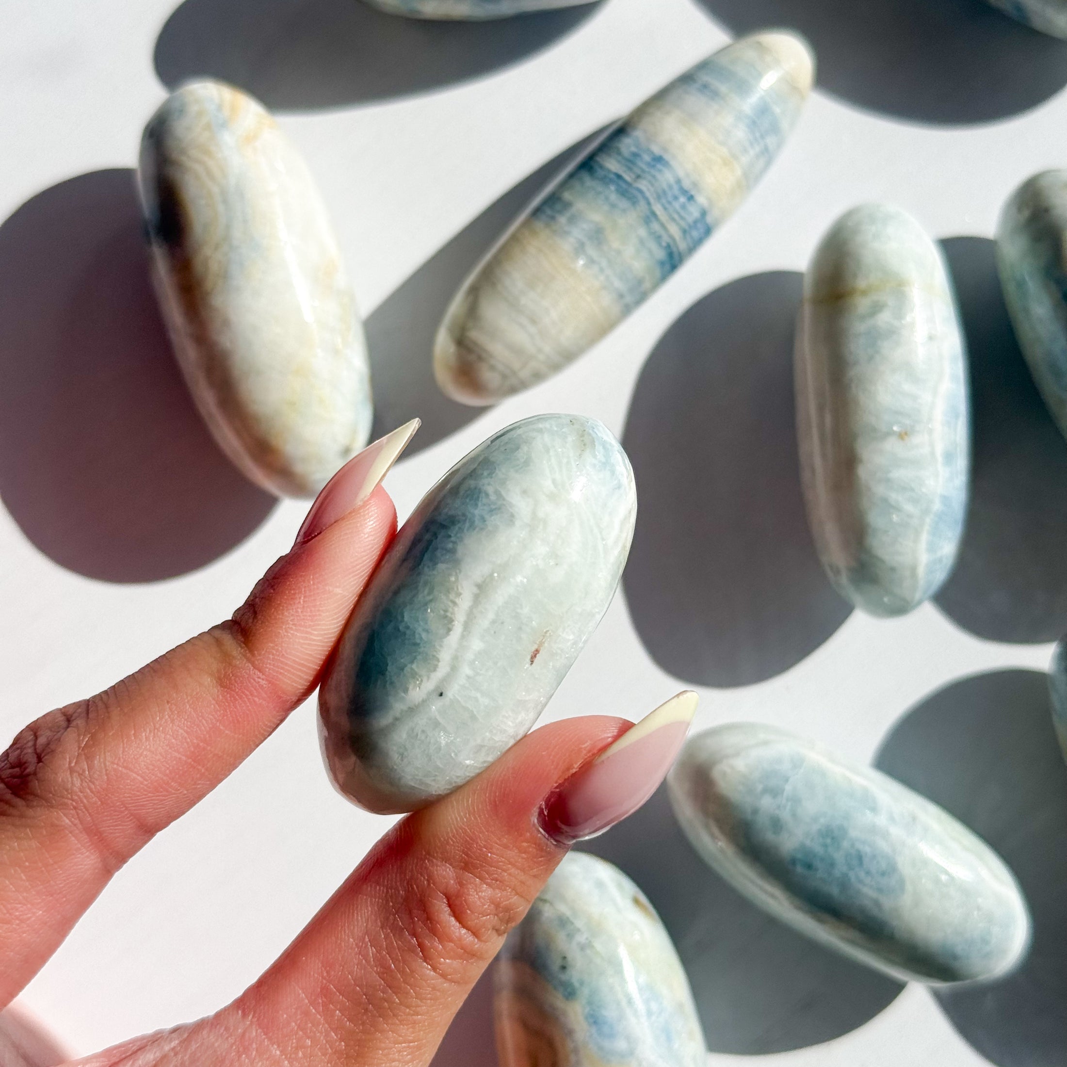 Scheelite Lingam