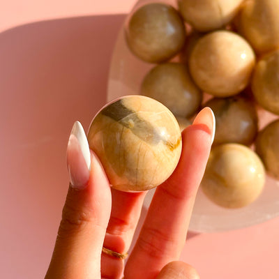 Peach Moonstone Sphere (little flash)
