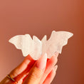 Cargar la imagen en la vista de la galería, Rose Quartz Bat
