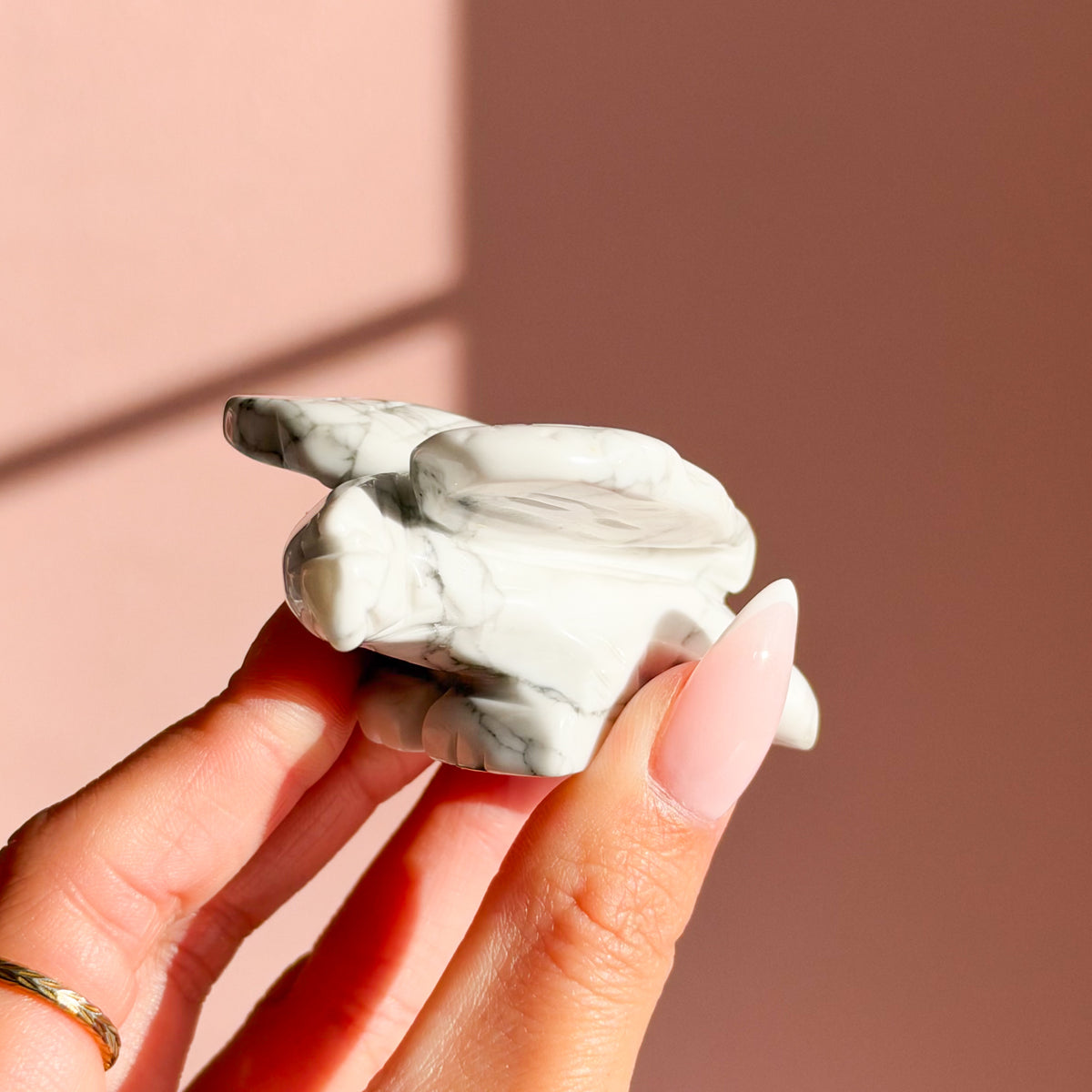 Howlite Eagle