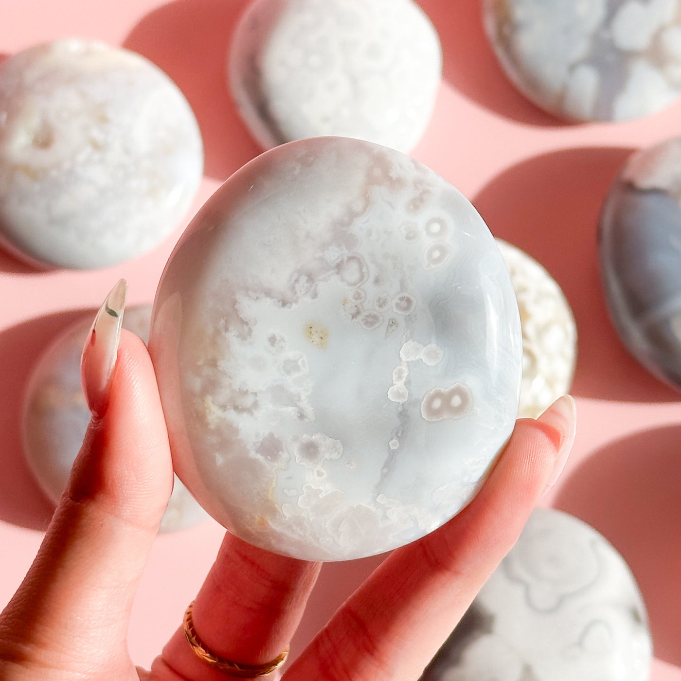 Flower Agate Palmstone - GRAY