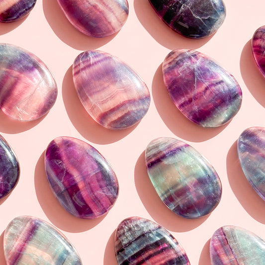 Pierre de souci en fluorite