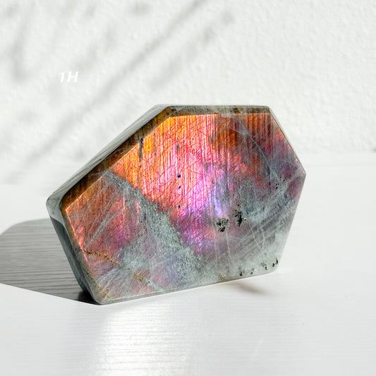Labradorite Freeform - Orange / Pink Flash