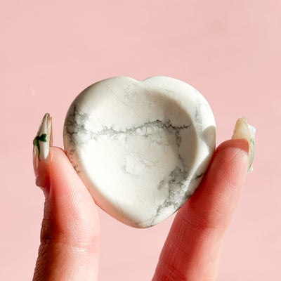 Howlite Heart Worry Stone