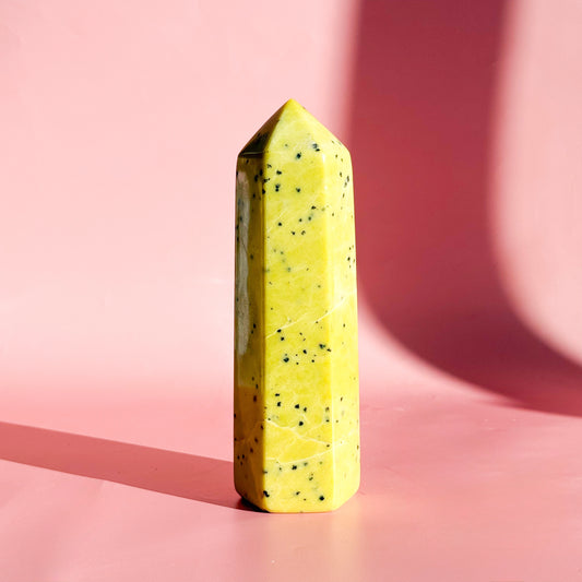 Yellow Serpentine ( Healerite ) Tower