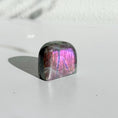 Load image into Gallery viewer, Labradorite Freeform - Purple Flash
