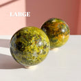 Cargar la imagen en la vista de la galería, Green Opal Sphere
