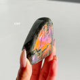 Load image into Gallery viewer, Labradorite Freeform - Orange / Pink Flash
