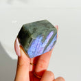Load image into Gallery viewer, Labradorite Freeform - Purple Flash
