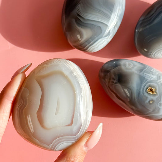 Galet plat en agate