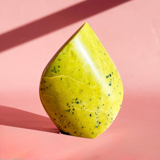 Yellow Serpentine (Healerite) Flame